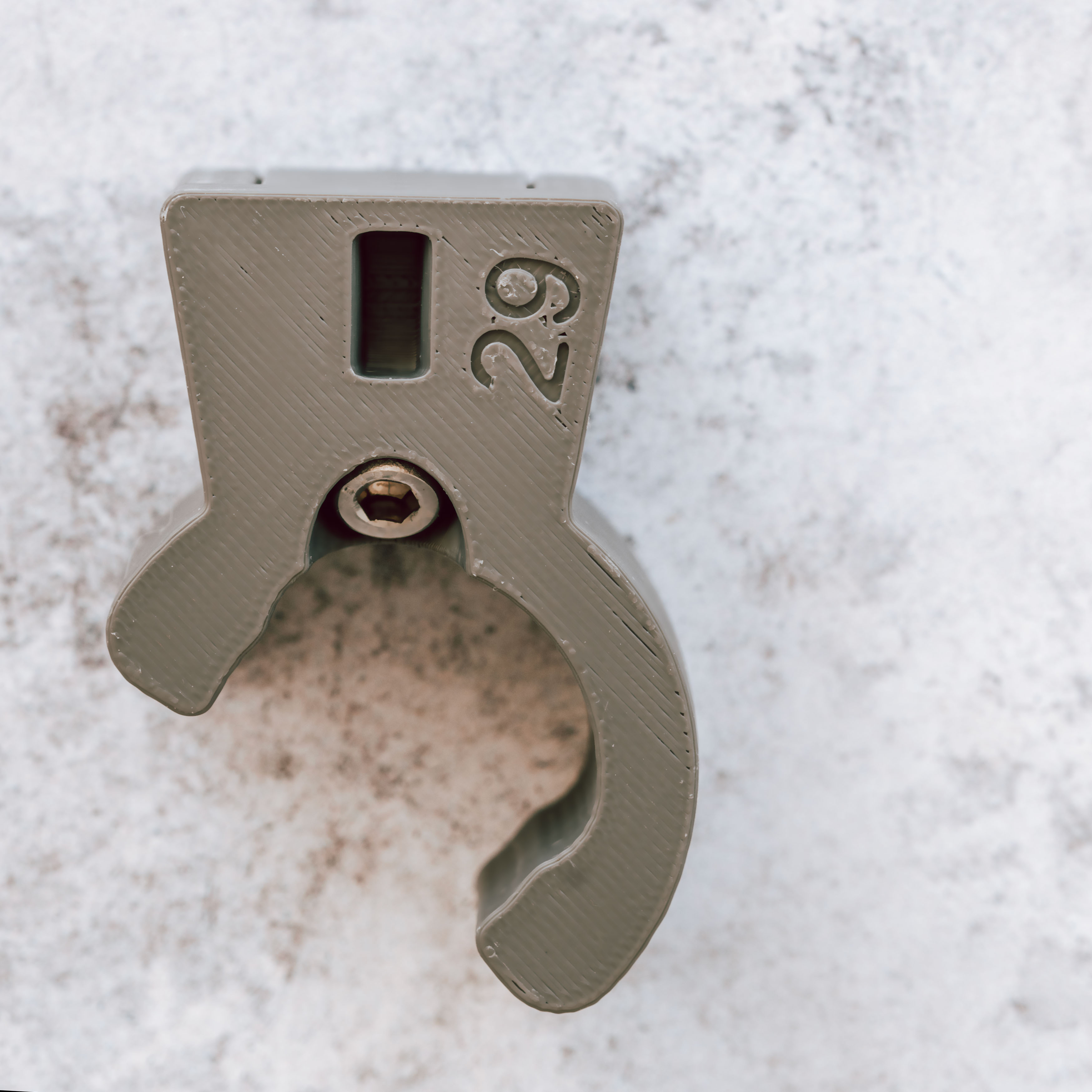 Verticale Left-Facing Tyre Clip (50°)25cm